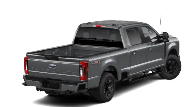 2026 Ford F-350 Super Duty SRW XL - Photo 3