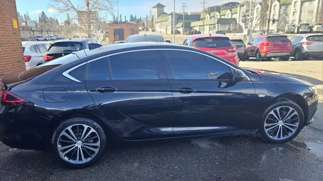 This Sedan/Saloon powered by a Gasoline engine featuring FWD/Fro - Photo 7