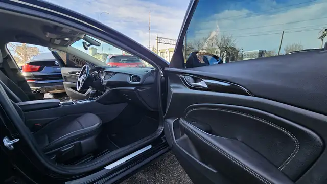 This Sedan/Saloon powered by a Gasoline engine featuring FWD/Fro - Photo 13