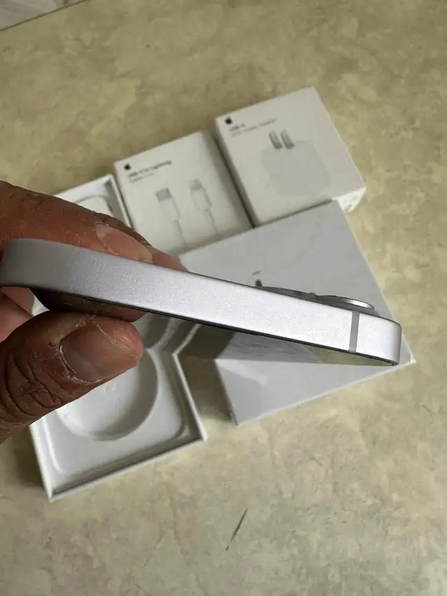 iPhone 14 PLUS 128gb Airpods/Fast Charger/Delivery - Photo 4