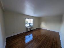 Large 1 Bedroom Available at 2532 Lakeshore Blvd W, Toronto!