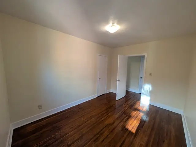 Large 1 Bedroom Available at 2532 Lakeshore Blvd W, Toronto! - Photo 8