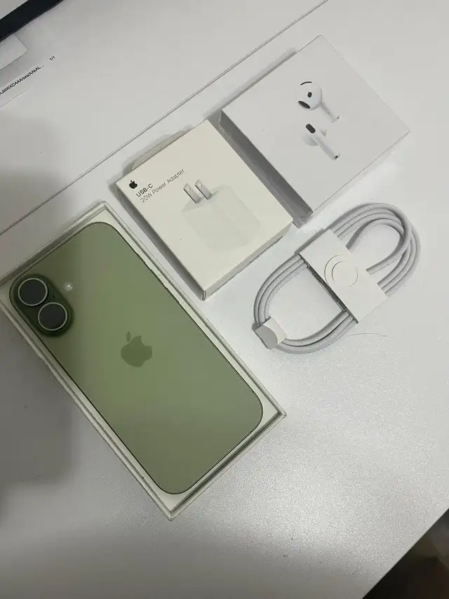 iPhone 17 256gb Airpods/Fast Charger/Delivery - Photo 7