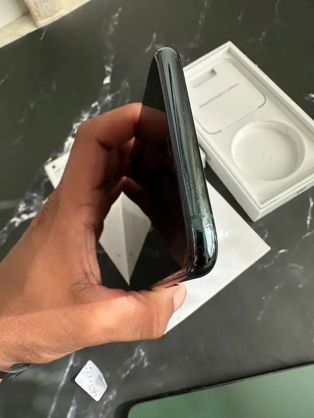 iPhone 11 Pro Max 128GB Airpods/Charger Set/Delivery - Photo 5