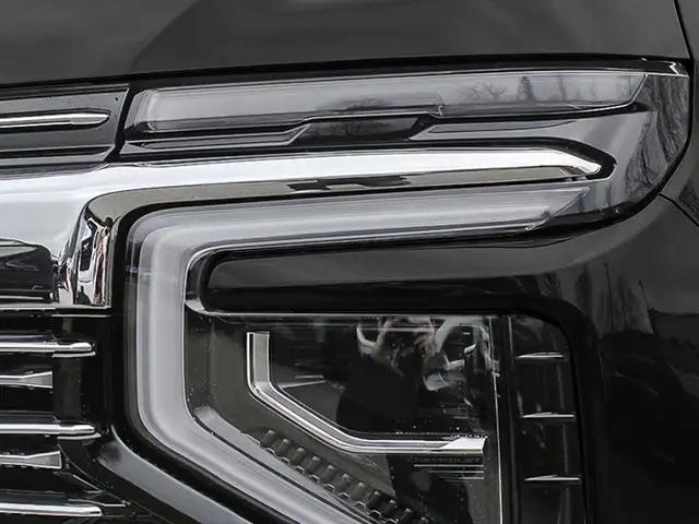 2025 Chevrolet Tahoe - Photo 8