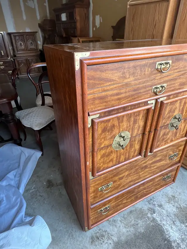 Free delivery used Vintage Oriental Style Dresser Chest - Photo 4