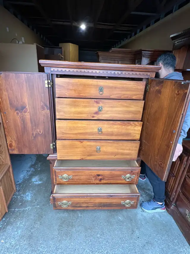 Free delivery used solid wood Wooden Armoire with Drawers - Photo 8