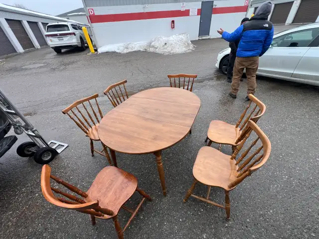 Free delivery Wooden Dining Table with 6 Chairs - Photo 3