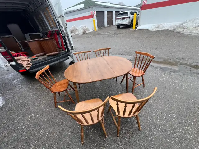 Free delivery Wooden Dining Table with 6 Chairs - Photo 4