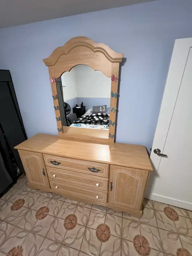 Free delivery used Wooden Dresser with Mirror