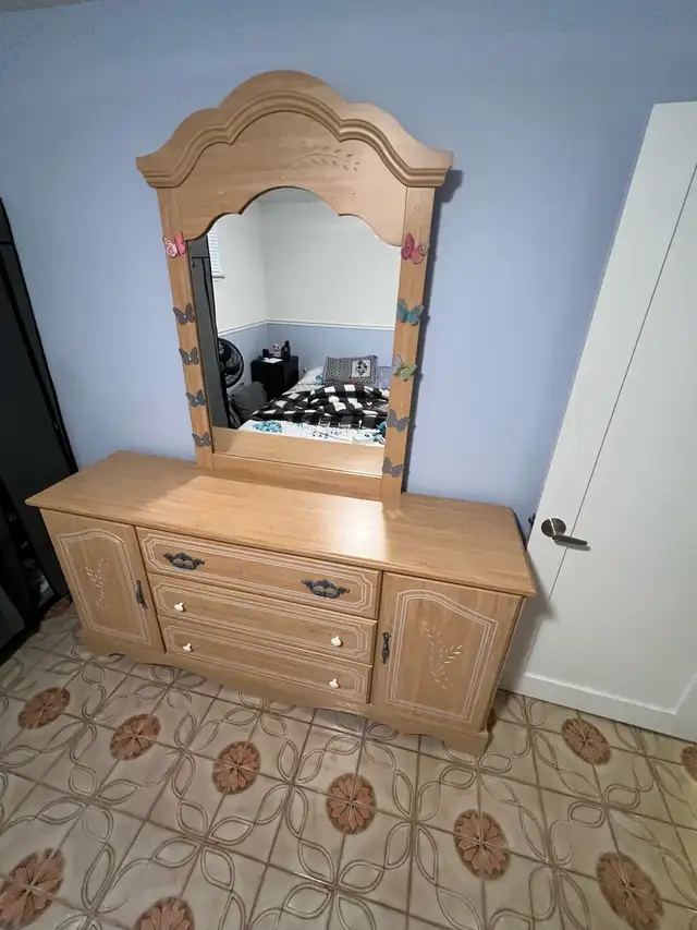 Free delivery used Wooden Dresser with Mirror - Photo 2