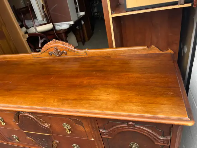 Free delivery Antique Wooden Buffet / Sideboard - Photo 3