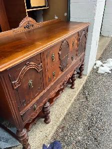 Free delivery Antique Wooden Buffet / Sideboard - Photo 5