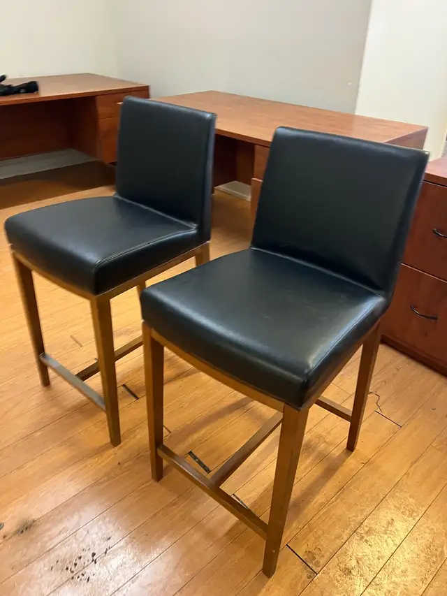 Free delivery used Pair of Black Faux Leather Bar Stools - Photo 5