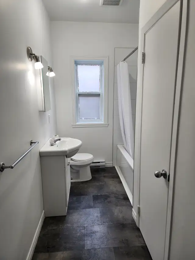 À louer - Petit 3 1/2 - Victoriaville - Photo 3