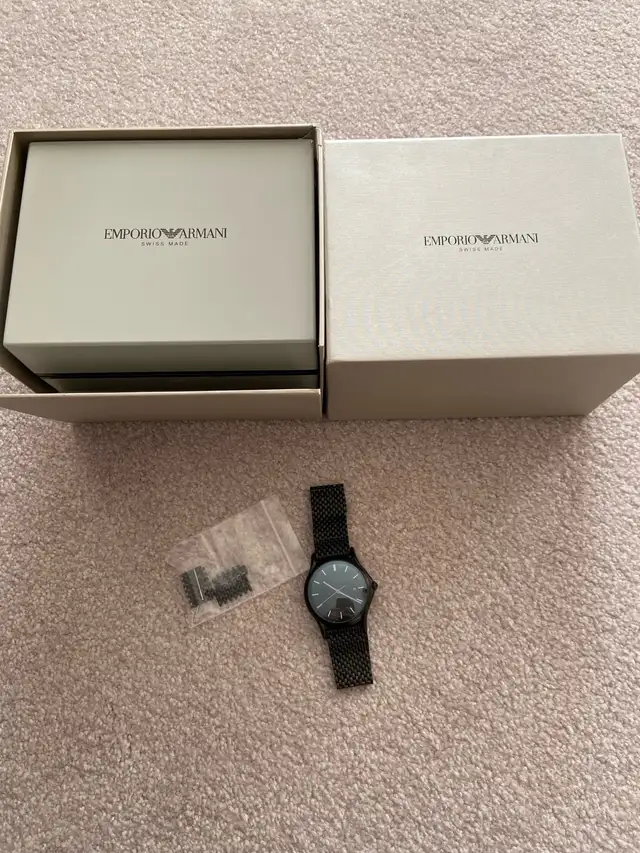Ladies Gucci watch, Men’s 2 Emporia Armani watches - Photo 3