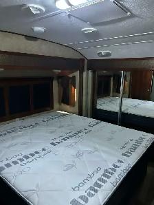 Fifth wheel crusader avec set up complet camping mirabel - Photo 5