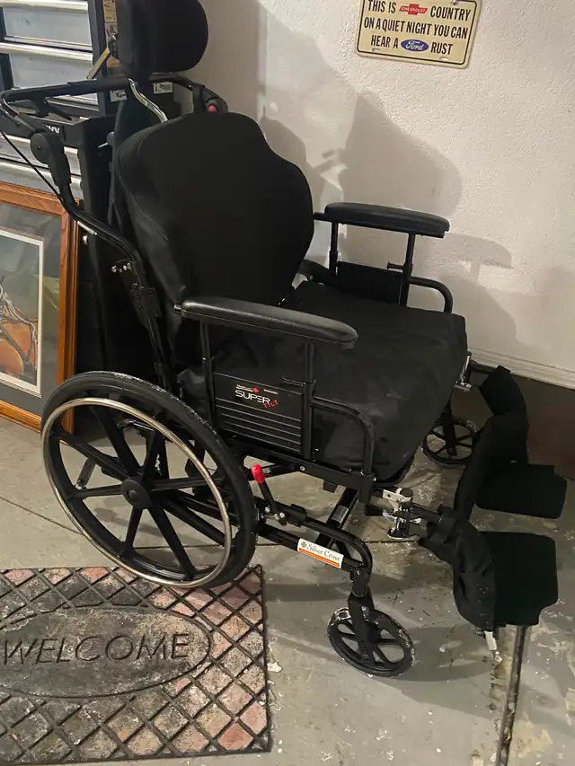 Bariatric wheelchair
