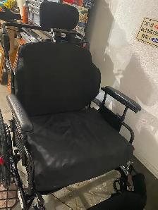 Bariatric wheelchair - Photo 2