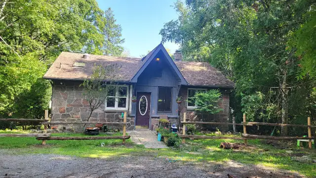 Split Cedar Rail Fence Installation | 10  Years Experience | Ont - Photo 2