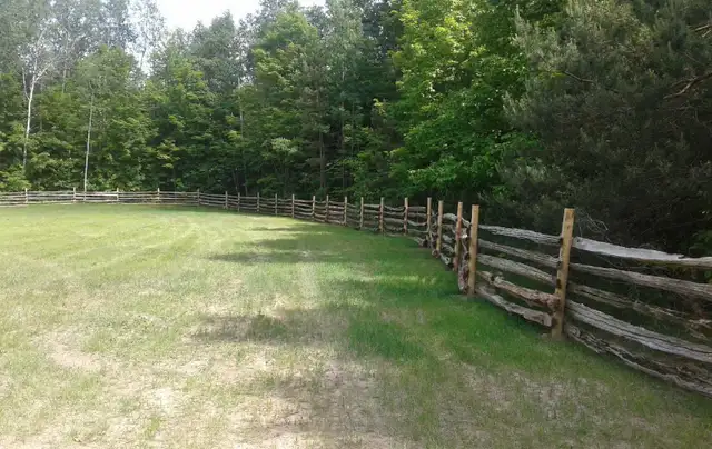 Split Cedar Rail Fence Installation | 10  Years Experience | Ont - Photo 5