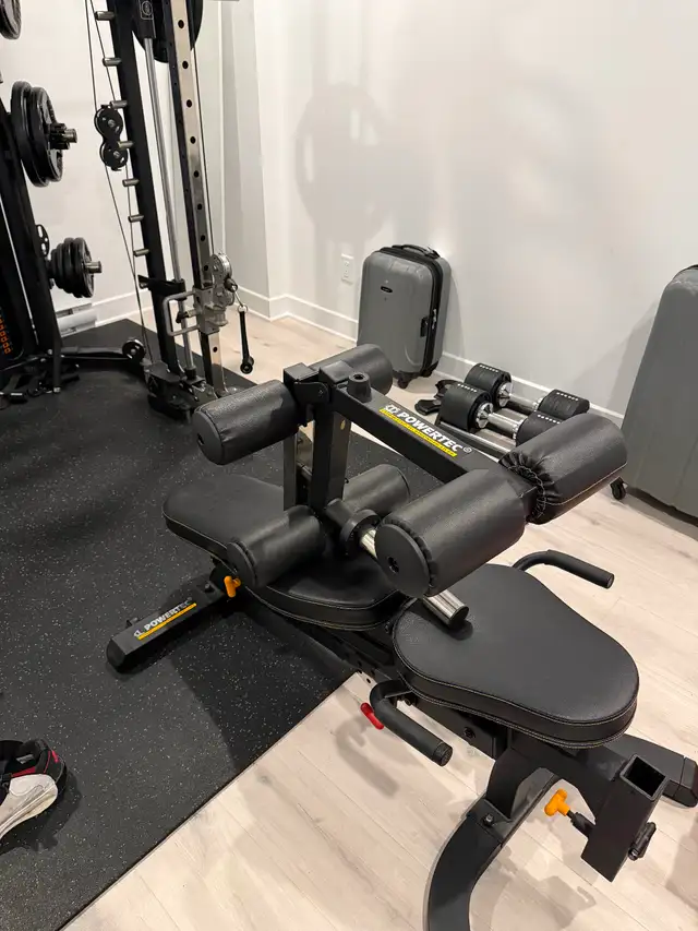 Powertech bench   leg extension