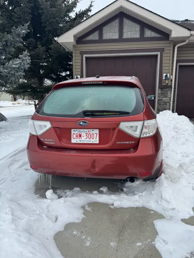 2011 suburu Impreza - Photo 2