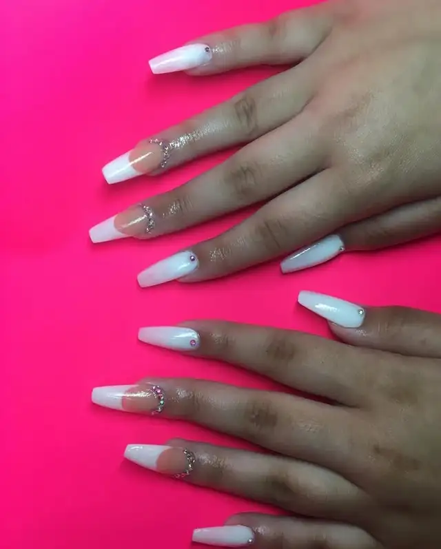 Beautiful day for nailcare in Chatham - Photo 3