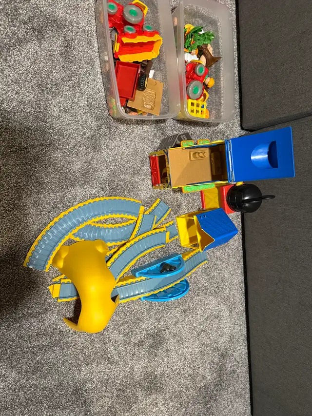 Huge Kids Toy Bundle - Photo 8