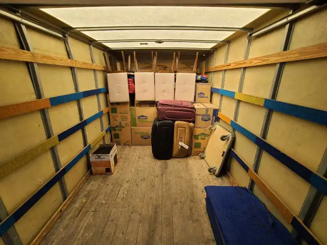 Emergency Movers - Photo 5