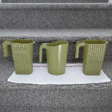 Pichet vintage pour sac de lait (10$/ch.)