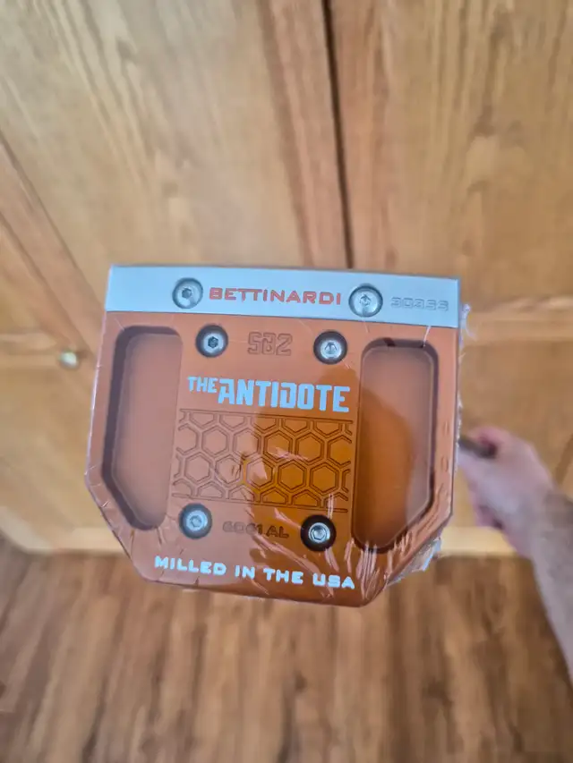 Brand new limited edition bettinardi antidote putter for sale! - Photo 7