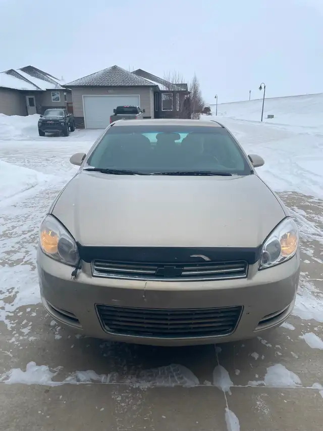 2011  CHEVROLET  IMPALA  LT  (Excellent)