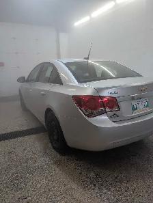 2013 Chevy Cruze LT - Photo 4