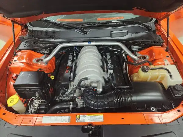 2010 Dodge Challenger SRT8 LOW KMS 6 SPEED! - Photo 25