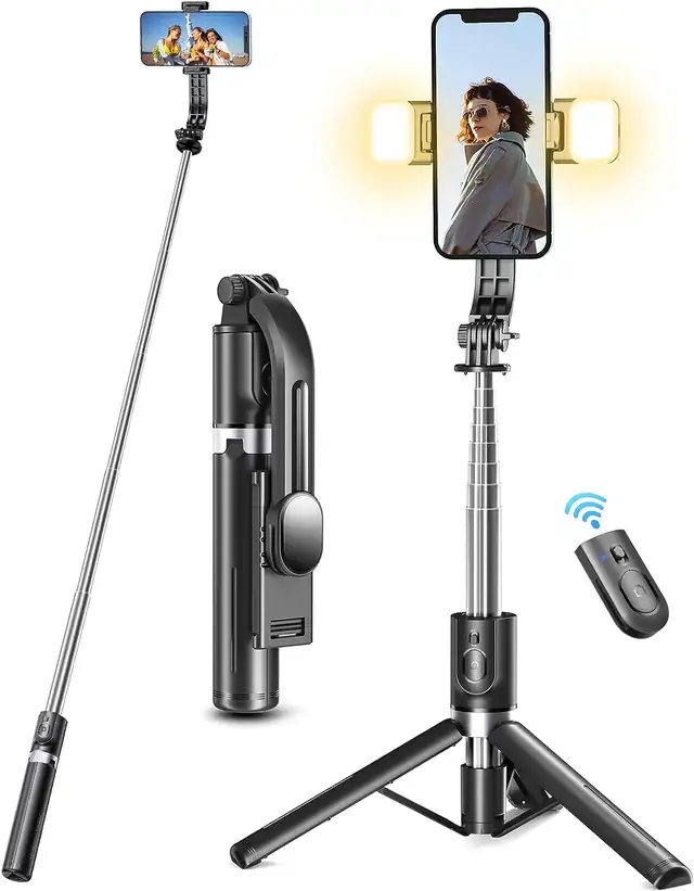SELFIE TRIPOD ON SALE COME WITH LIGHT