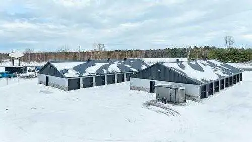 Location de mini entrepôts et stationnements - Photo 8