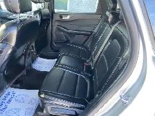 2024 ford escape, platinum, only 35,000 km - Photo 7