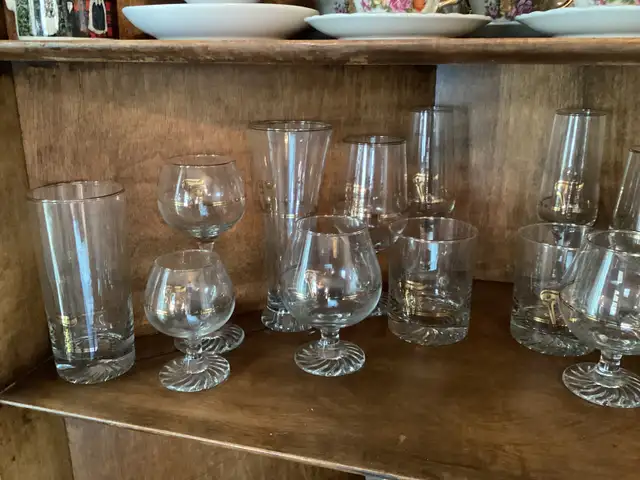 Vintage 1988  Oetro Canada Olympic Gkasses