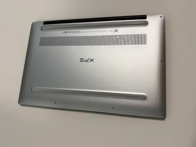 Dell Laptop - Photo 2