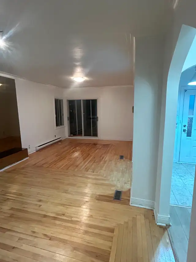 7 1/2 Appartement à Louer / 7 1/2 Apartment for Rent - Photo 2