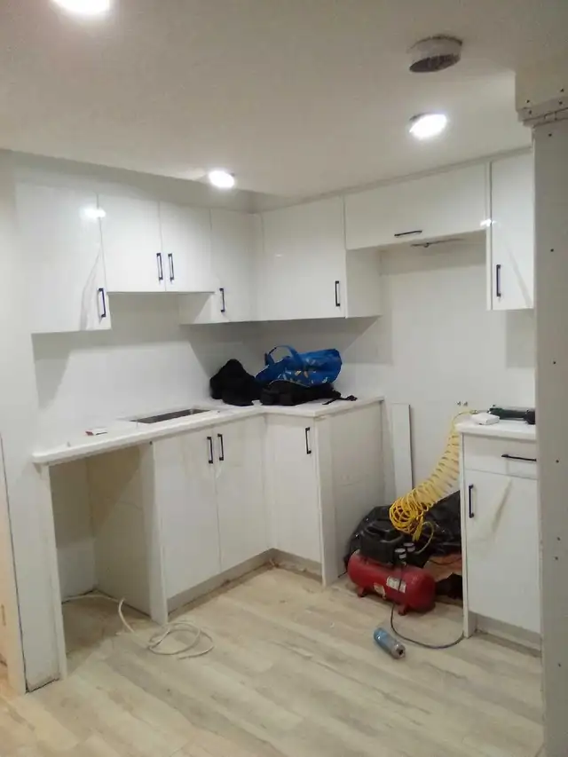 Professional Handy-Man Services Available - Photo 3