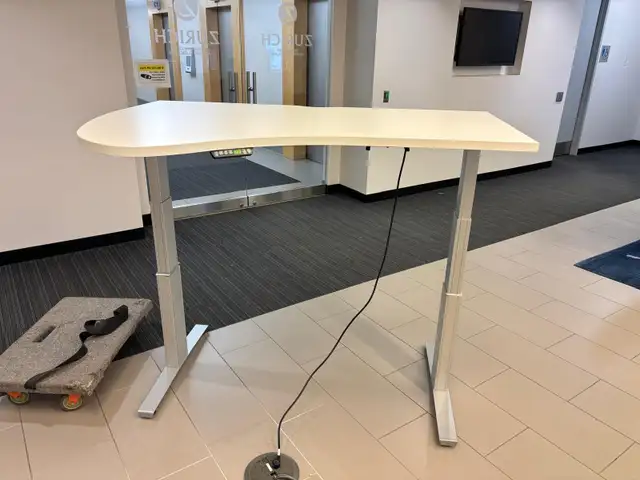 Steelcase Height Adjustable Desk-Used Desk For Sale-Call Now! - Photo 2