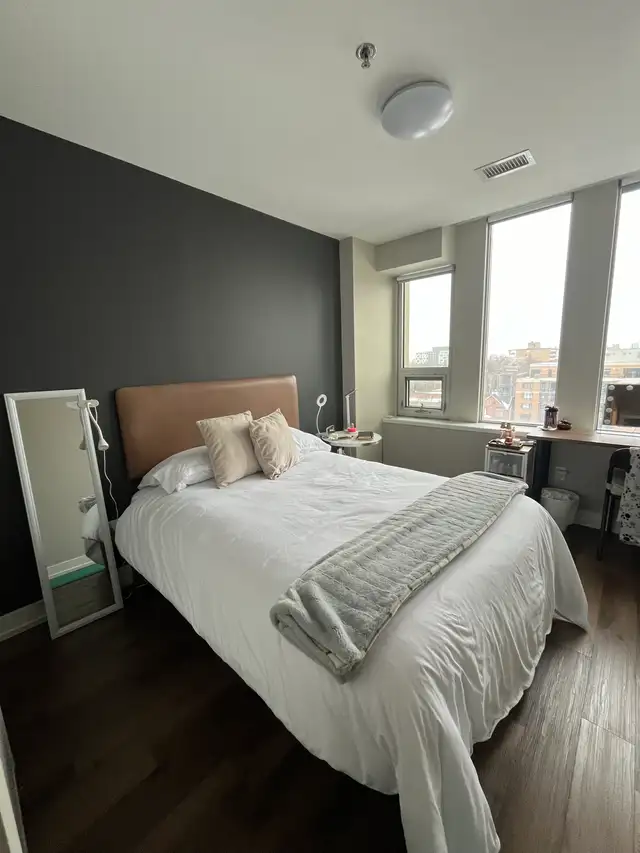 Theo Student Summer Sublet - U of O May -Aug 2026 $999 OBO - Photo 2