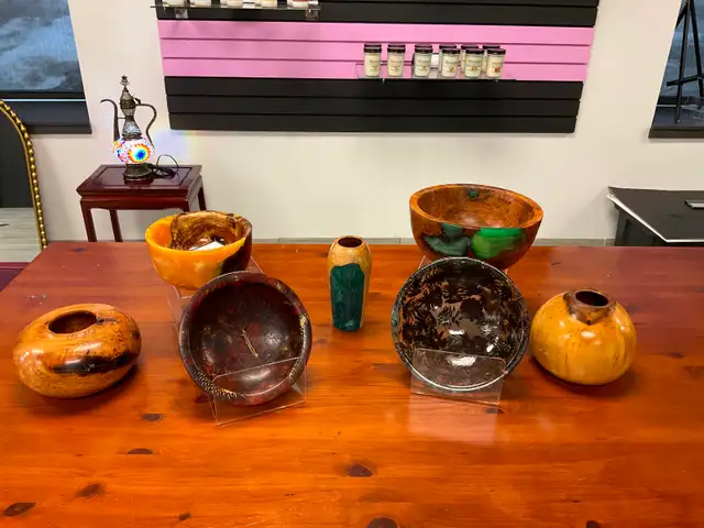 VINTAGE FURNITURE NORTH BAY - Photo 4