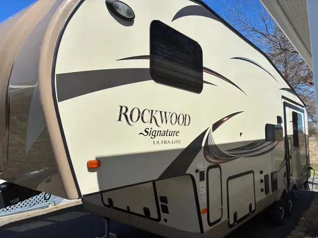 FIFTH WHEEL ROCKWOOD 30 PIEDS - 3 EXTENSION 418-932-6595 - Photo 3