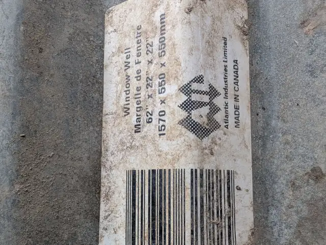 Window well - Photo 4