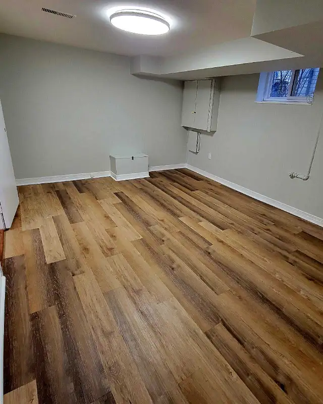 CLEAN 1 BEDROOM APT, SEP ENTRANCE FOR ONE INCLUDES UTILITIES