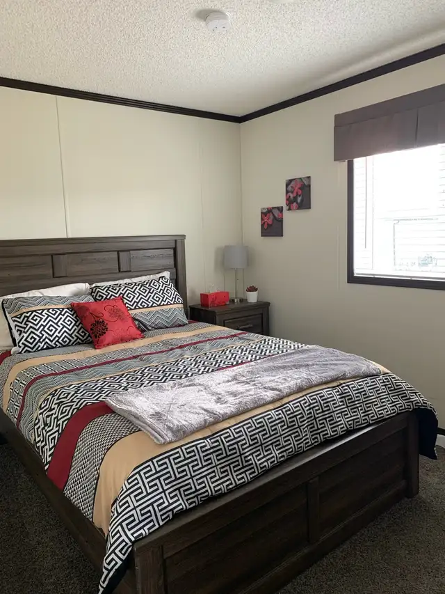 Estevan Fully Furnished Rental - Photo 9