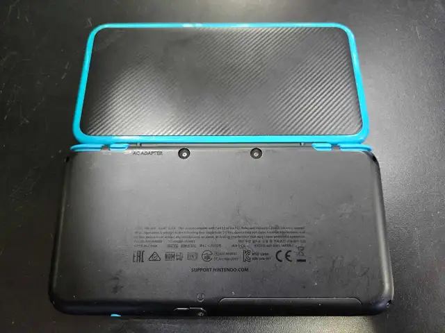 'New' Nintendo 2DS XL Turquoise/Black w/Charger & Stylus - Photo 3